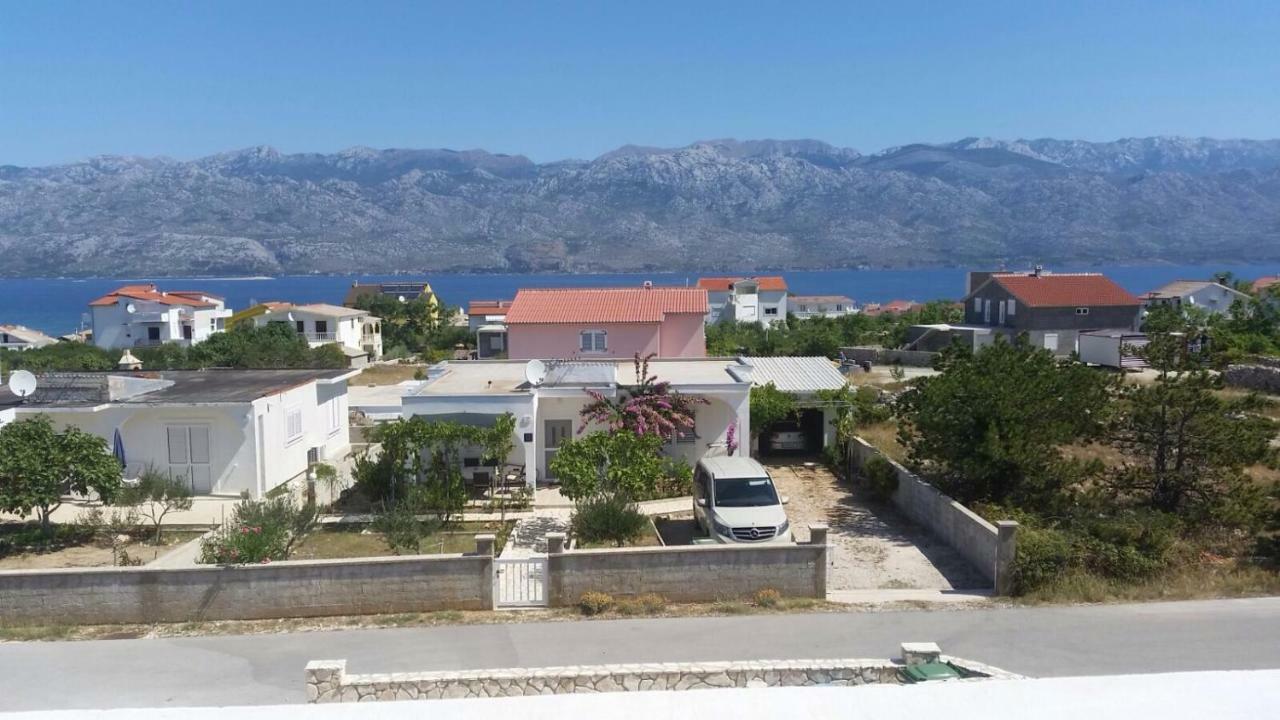 Miro Apartmani Ražanac Exterior foto